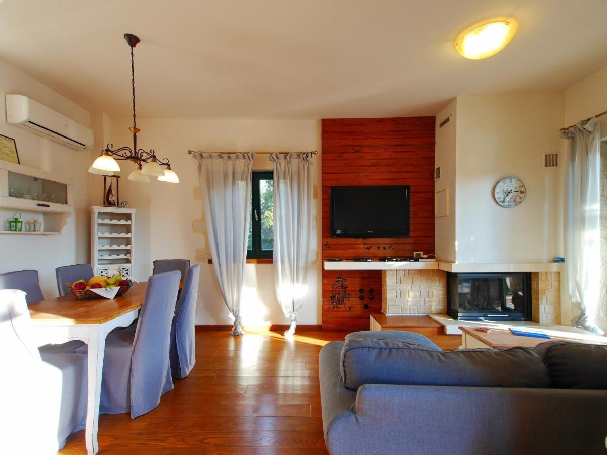 Villa Amvrosia Nr Kalives Crete Armenoi  Экстерьер фото